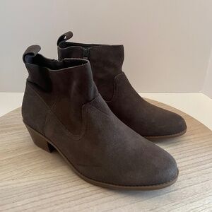 Vionic Chocolate Suede Ankle Booties